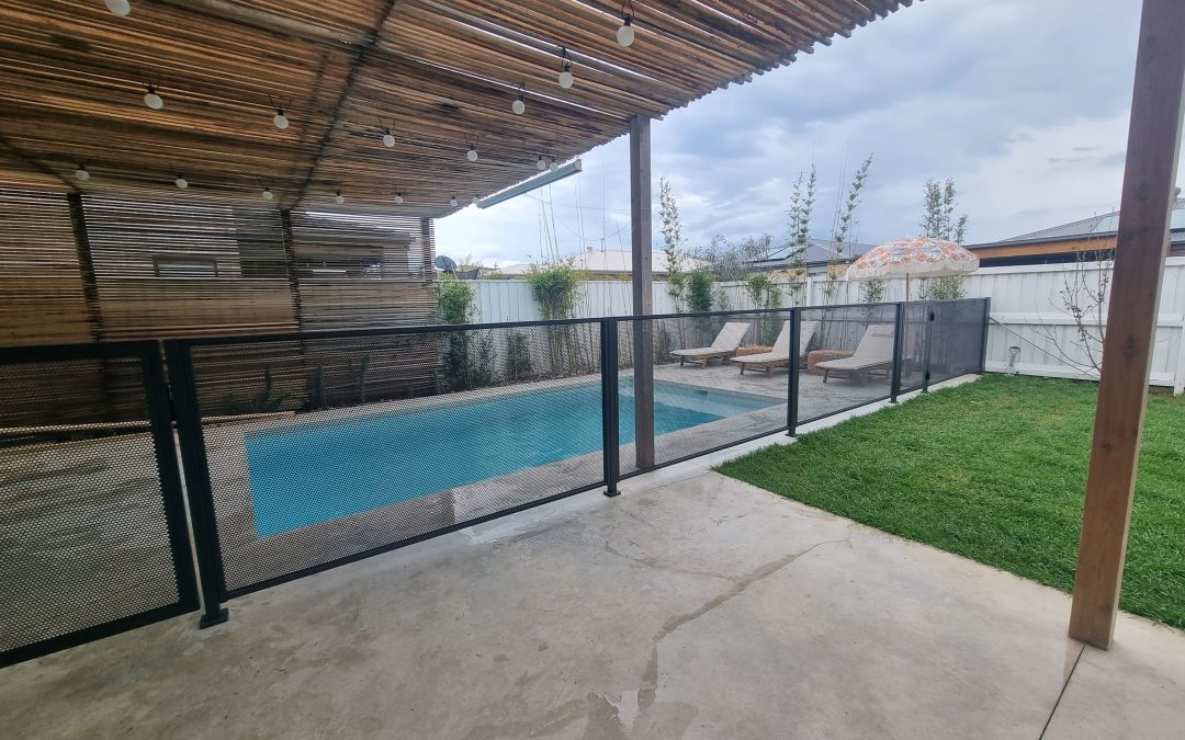 Navigating Your Options: Different Types of Pool Fencing